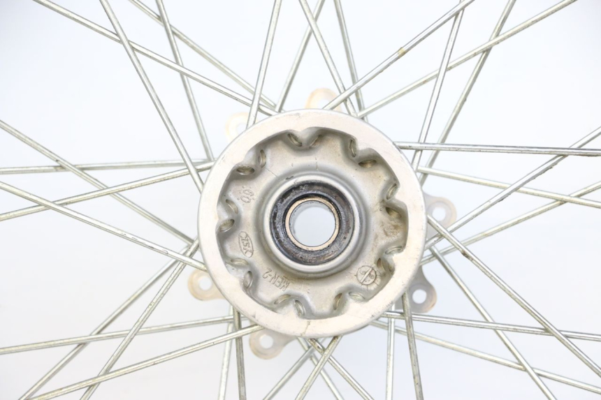 photo de VORDERRADFELGE HONDA CRF R 250 (2020 - 2021) - Fokus auf die Struktur