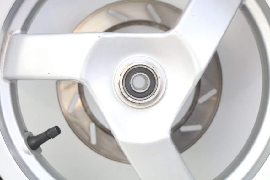 photo de VORDERRADFELGE PEUGEOT E-VIVACITY 1 (2012 - 2018) - Oberflächenzustand und Material