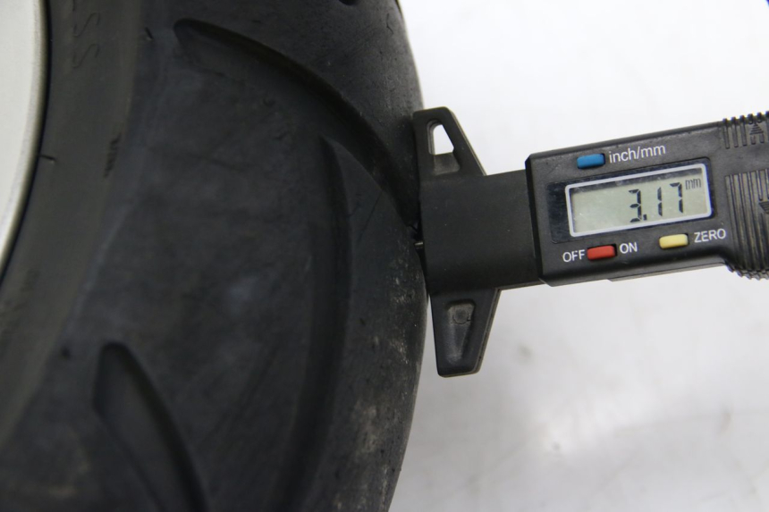 photo de VORDERRADFELGE PEUGEOT E-VIVACITY 1 (2012 - 2018) - Alternativer Blickwinkel