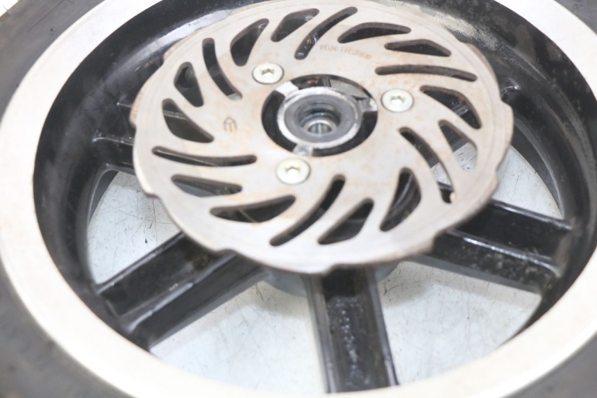 photo de VORDERRAD KEEWAY F-ACT FACT 50 (2006 - 2011) - Oberflächenzustand und Material