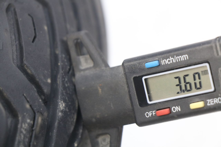 photo de VORDERRADFELGE HONDA FES PANTHEON 2T 125 (1998 - 2002) - Detailansicht des Bauteils