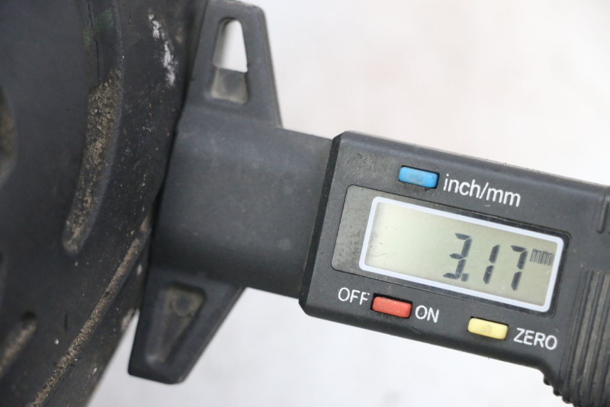 photo de VORDERRAD SYM FIDDLE 2 50 (2008 - 2013) - Zoom auf Gebrauchszustand