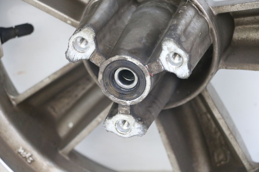 photo de VORDERRADFELGE SYM FIDDLE 3 III 50 (2014 - 2020) - Technische Nahaufnahme