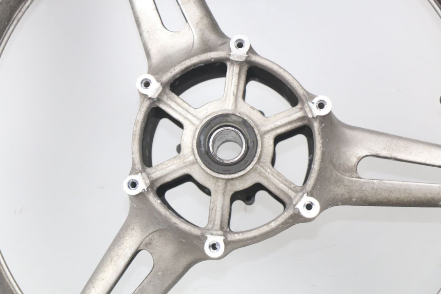 photo de VORDERRAD YAMAHA FJR ABS 1300 (2006 - 2012) - Charakteristische Merkmale