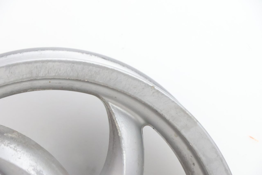 photo de VORDERRADFELGE PIAGGIO FLY 2T 50 (2004 - 2017) - Details der Befestigungspunkte