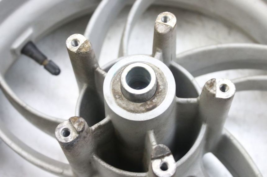 photo de VORDERRADFELGE PIAGGIO FLY 4T 50 (2013 - 2017) - Gesamtansicht des Produkts