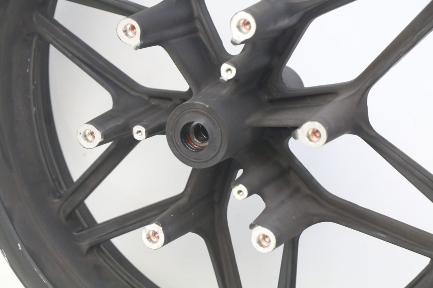 photo de VORDERRADFELGE HONDA FORZA 125 (2015 - 2016) - Zoom auf Komponenten