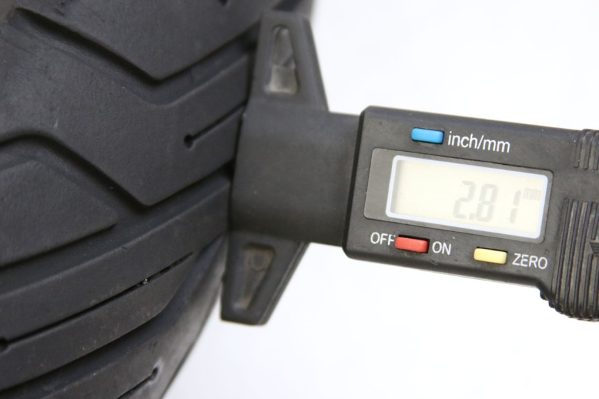 photo de VORDERRADFELGE HONDA FORZA 125 (2015 - 2016) - Zoom auf Gebrauchszustand