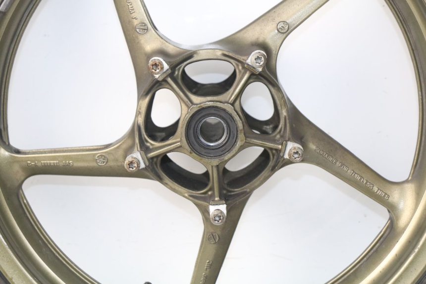 photo de VORDERRADFELGE YAMAHA FZ8 800 (2010 - 2016) - Charakteristische Merkmale