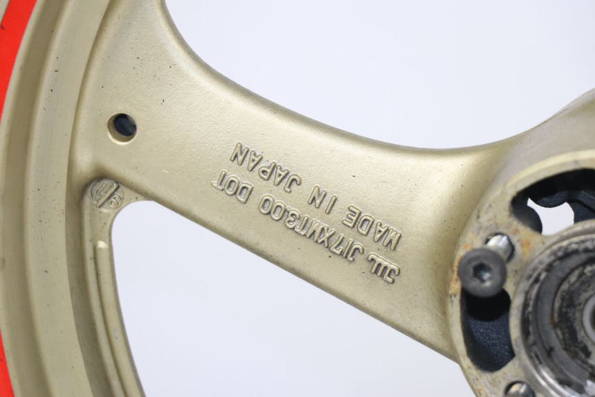 photo de VORDERRADFELGE SUZUKI GSX F GSXF 750 (1988 - 1998) - Alternative Perspektive