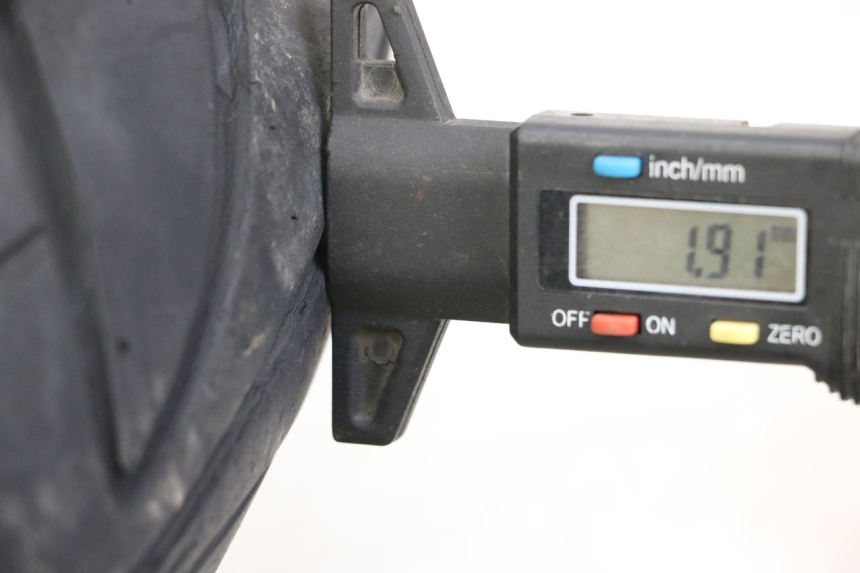 photo de VORDERRADFELGE HYOSUNG GTR 125 (2006 - 2008) - Detailansicht des Bauteils