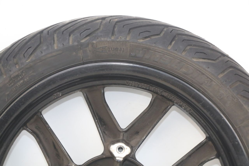 photo de VORDERRADFELGE SYM GTS EFI 125 (2012 - 2016) - Hochauflösende Nahaufnahme