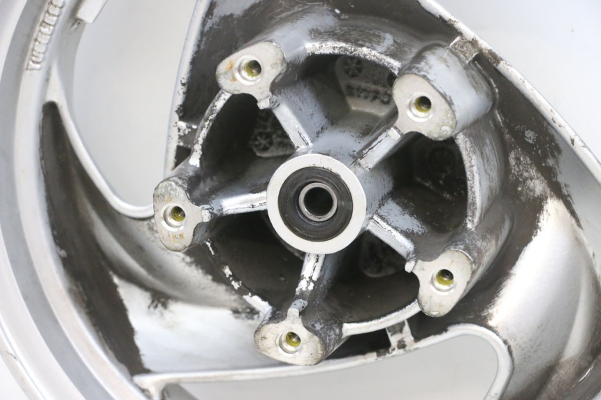 photo de VORDERRADFELGE SYM GTS EVO 125 (2009 - 2013) - Kennzeichnungen und Originalreferenzen