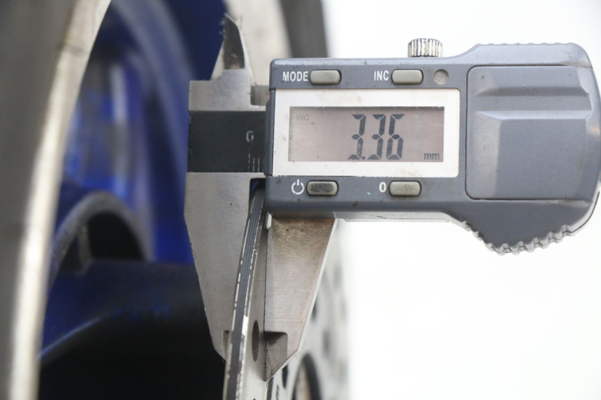 photo de VORDERRADFELGE KEEWAY HURRICANE 50 (2006 - 2019) - Zoom auf Gebrauchszustand