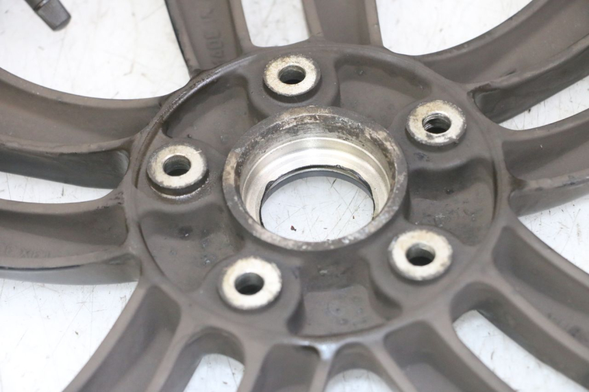 photo de VORDERRADFELGE PIAGGIO IE MP3 YOURBAN 300 (2011 - 2016) - Zoom auf Komponenten