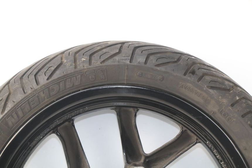 photo de VORDERRADFELGE SYM JOYMAX 250 (2013 - 2017) - Details der Befestigungspunkte