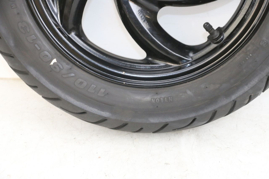 photo de Vorderrad-Felge SYM JOYRIDE EVO 125 (2009 - 2016) - Details der Befestigungspunkte