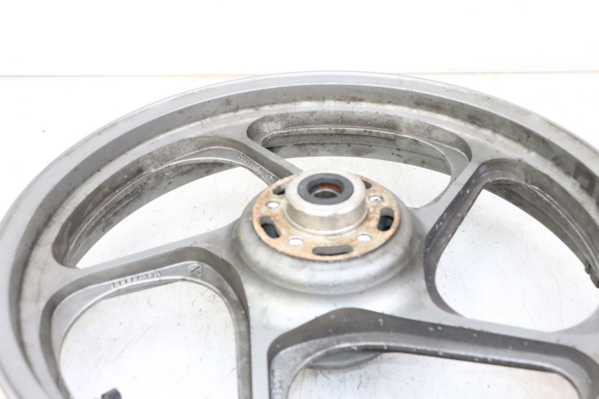 photo de VORDERRADFELGE KAWASAKI GTR 1000 (1994 - 2004) - Zoom auf Gebrauchszustand