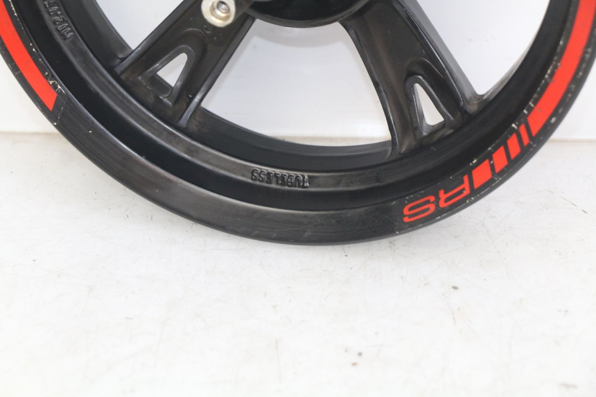 photo de VORDERRADFELGE PEUGEOT KISBEE 2T 50 (2010 - 2017) - Zoom auf Gebrauchszustand