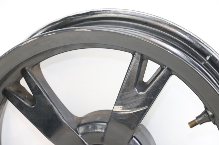 photo de VORDERRADFELGE PEUGEOT KISBEE 2T 50 (2018 - 2022) - Details der Befestigungspunkte