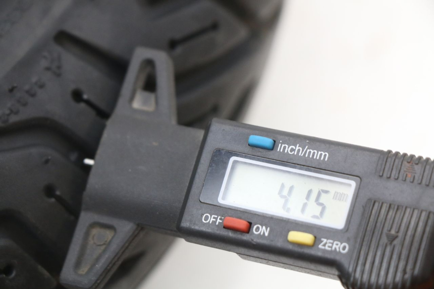 photo de VORDERRAD PEUGEOT KISBEE 4T 50 (2018 - 2022) - Zoom auf Komponenten