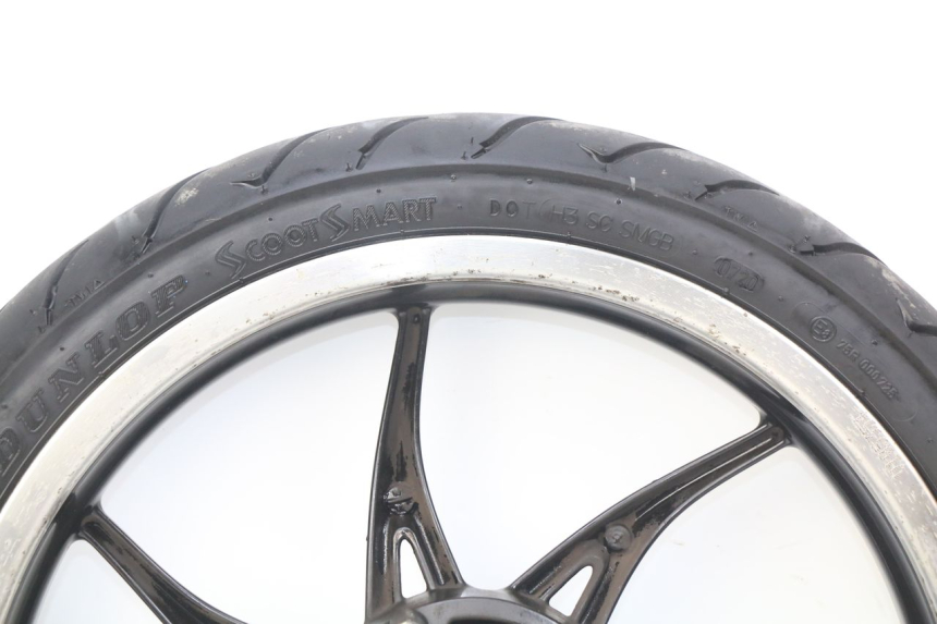 photo de VORDERRAD PIAGGIO LIBERTY IGET S 125 (2016 - 2020) - Details der Befestigungspunkte