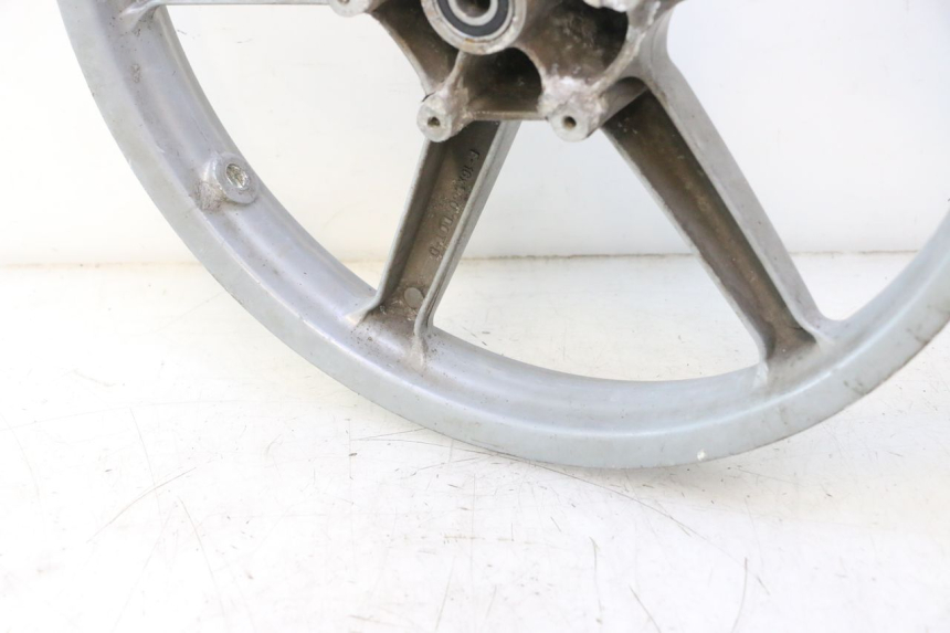 photo de VORDERRADFELGE PIAGGIO LIBERTY 50 (1998 - 2003) - Oberflächenzustand und Material