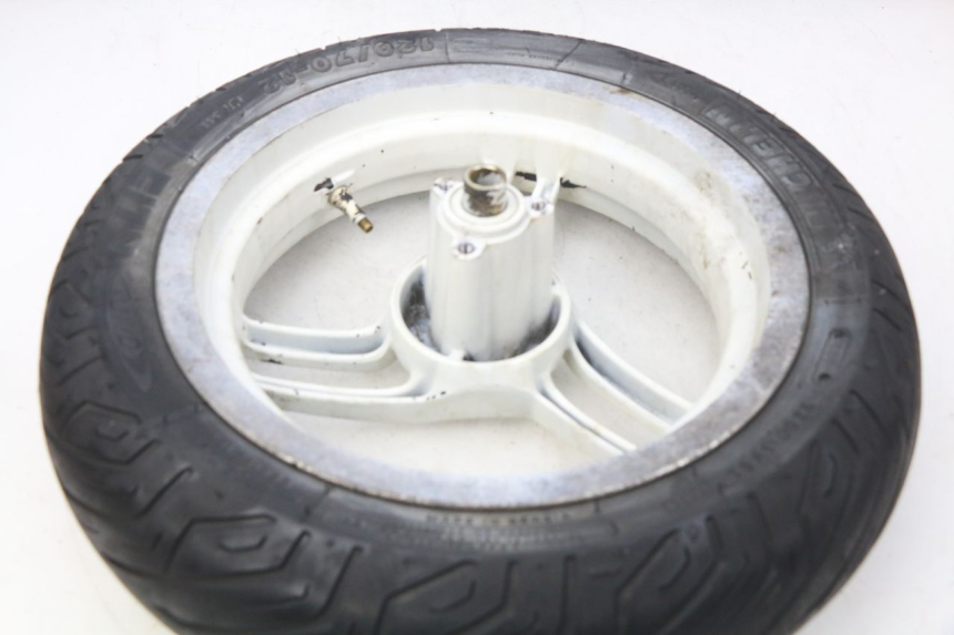 photo de VORDERRADFELGE PEUGEOT LUDIX 50 (2008 - 2017) - Zoom auf Gebrauchszustand