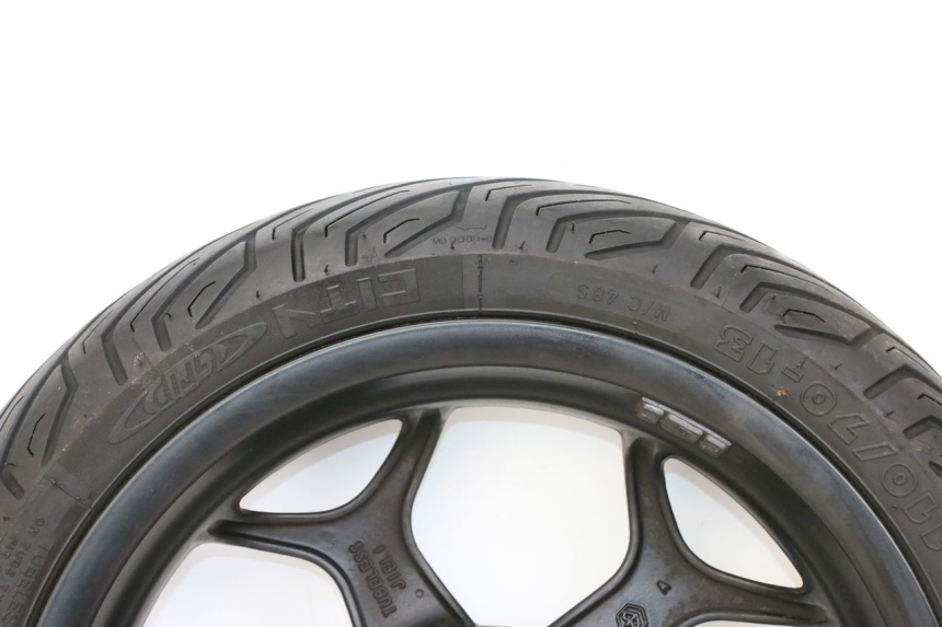 photo de VORDERRADFELGE PIAGGIO MP3 HPE 350 (2018 - 2020) - Oberflächenzustand und Material