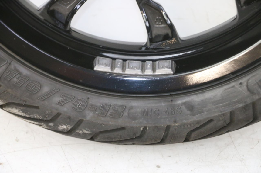 photo de VORDERRADFELGE PIAGGIO MP3 HPE 310 (2024 - 2025) - Zoom auf Komponenten