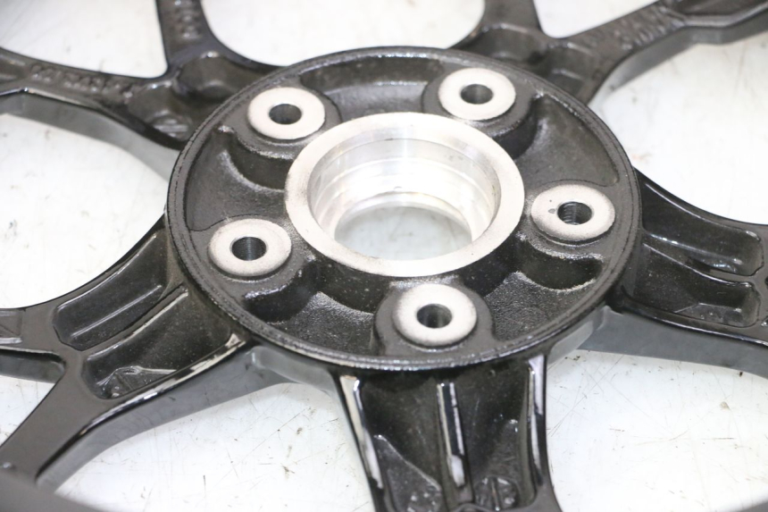 photo de VORDERRADFELGE PIAGGIO MP3 HPE 310 (2024 - 2025) - Oberflächenzustand und Material