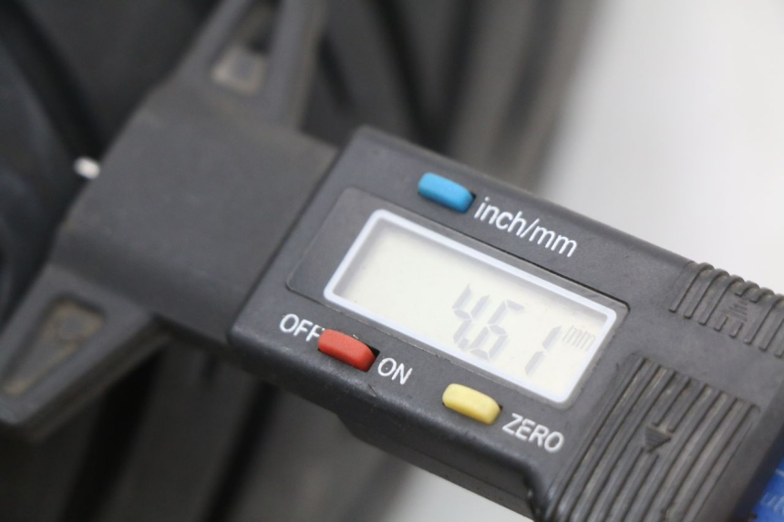 photo de VORDERRADFELGE PIAGGIO MP3 LT 400 (2007 - 2012) - Weitere Ansicht des Artikels