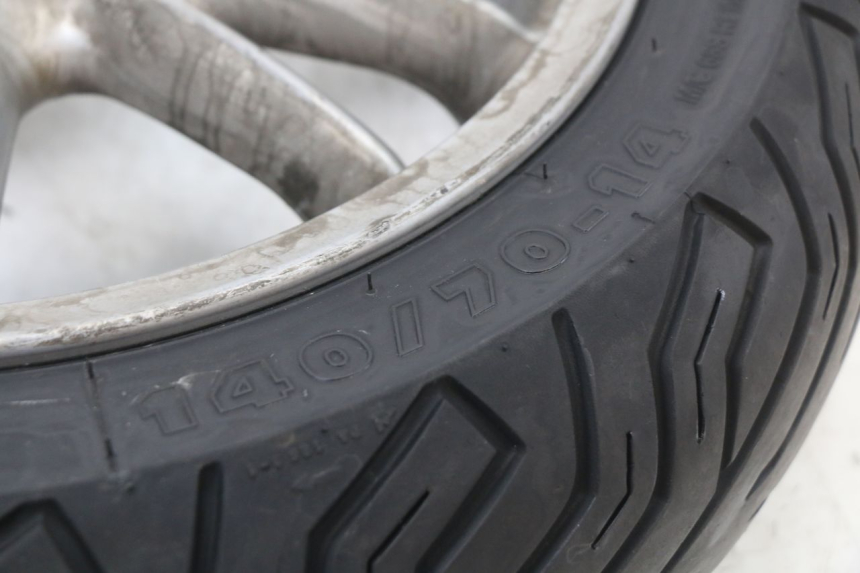 photo de VORDERRADFELGE PIAGGIO MP3 LT 400 (2007 - 2012) - Kennzeichnungen und Originalreferenzen