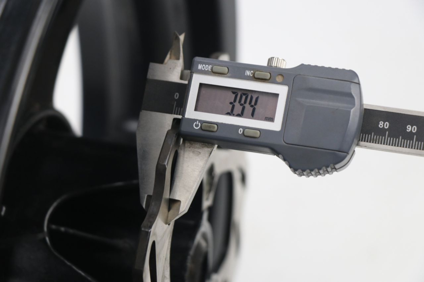 photo de VORDERRADFELGE MBK NITRO 50 (2004 - 2008) - Detailansicht des Bauteils