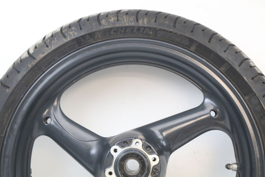 photo de VORDERRADFELGE MOTO GUZZI NORGE 8V GT 1200 (2011 - 2016) - Zoom auf Gebrauchszustand