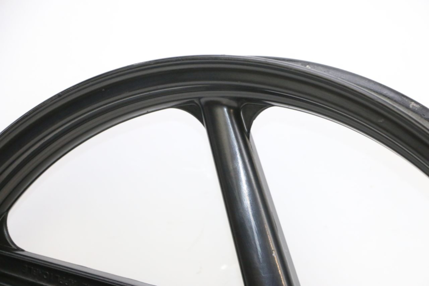 photo de VORDERRADFELGE HONDA NSR R 125 (1994 - 2003) - Fokus auf die Struktur