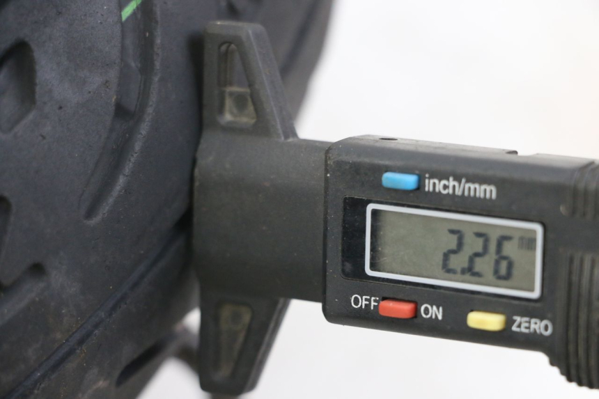 photo de VORDERRADFELGE SYM ORBIT III 3 4T 50 (2018 - 2021) - Hochauflösende Nahaufnahme