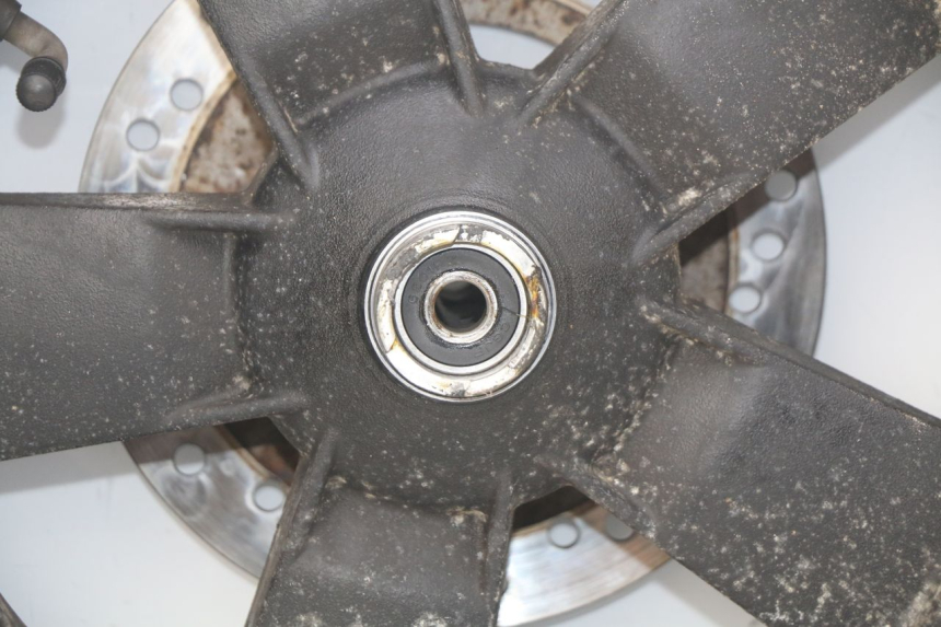 photo de VORDERRAD TNT MOTOR OTTO 2T 50 (2012 - 2018) - Hochauflösende Nahaufnahme