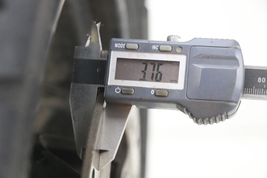 photo de VORDERRAD TNT MOTOR OTTO 2T 50 (2012 - 2018) - Zoom auf Gebrauchszustand