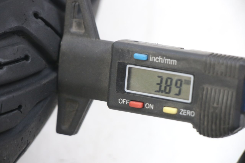 photo de VORDERRAD HONDA PCX (JF28) 125 (2009 - 2011) - Zoom auf Gebrauchszustand