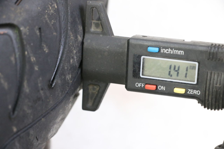 photo de VORDERRADFELGE PEUGEOT KISBEE 2T 50 (2010 - 2017) - Detailansicht des Bauteils