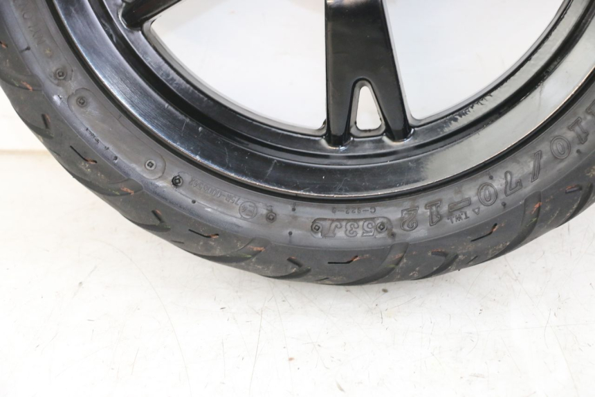 photo de VORDERRADFELGE PEUGEOT KISBEE 2T 50 (2010 - 2017) - Details der Befestigungspunkte