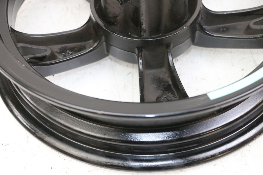 photo de VORDERRADFELGE PEUGEOT STREETZONE 4T 50 (2018 - 2023) - Charakteristische Merkmale