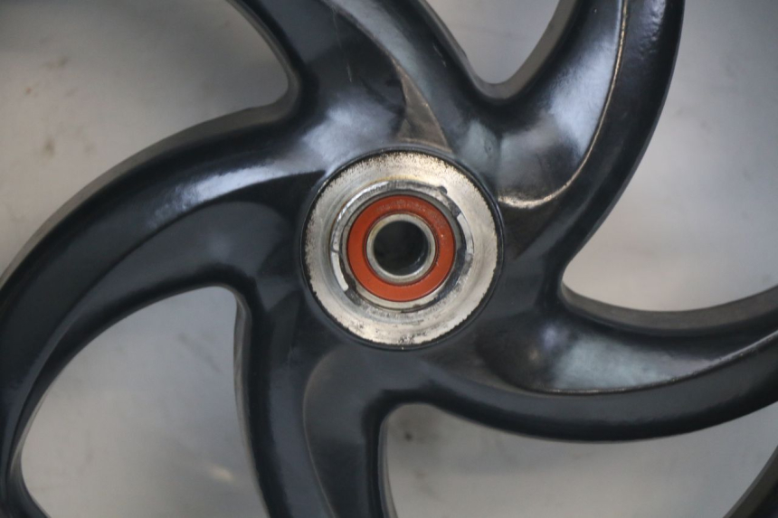 photo de VORDERRAD PIAGGIO NEW TYPHOON 50 (2010 - 2017) - Technische Nahaufnahme