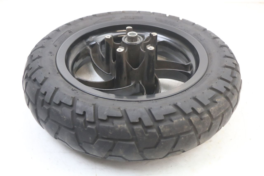 photo de VORDERRAD PIAGGIO NEW TYPHOON 50 (2010 - 2017) - Details der Befestigungspunkte