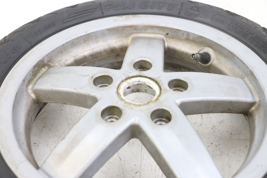 photo de VORDERRAD PIAGGIO VESPA LX 2T 50 (2005 - 2013) - Details der Befestigungspunkte