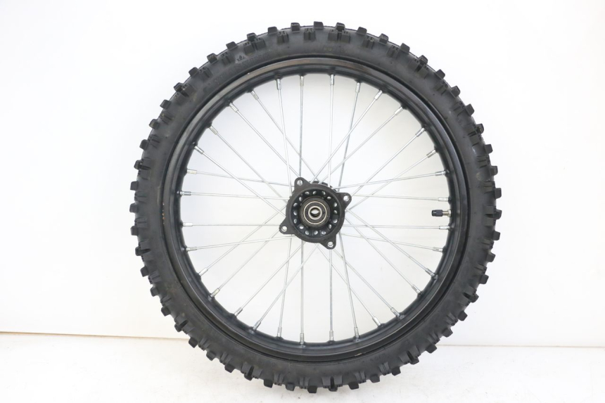 photo de VORDERRADFELGE APOLLO RFZ 140 - Zoom auf Gebrauchszustand