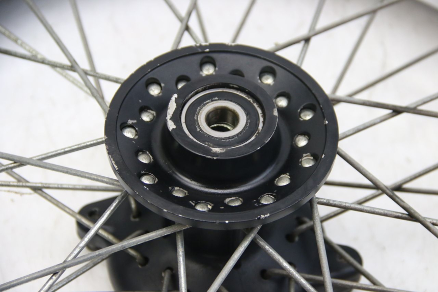 photo de VORDERRADFELGE HYOSUNG RT KARION 125 (2003 - 2007) - Detaillierte Sichtprüfung