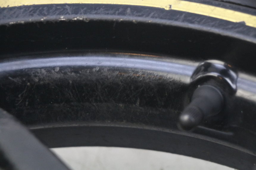 photo de VORDERRADFELGE GILERA RUNNER SP 50 (2009 - 2017) - Details der Befestigungspunkte