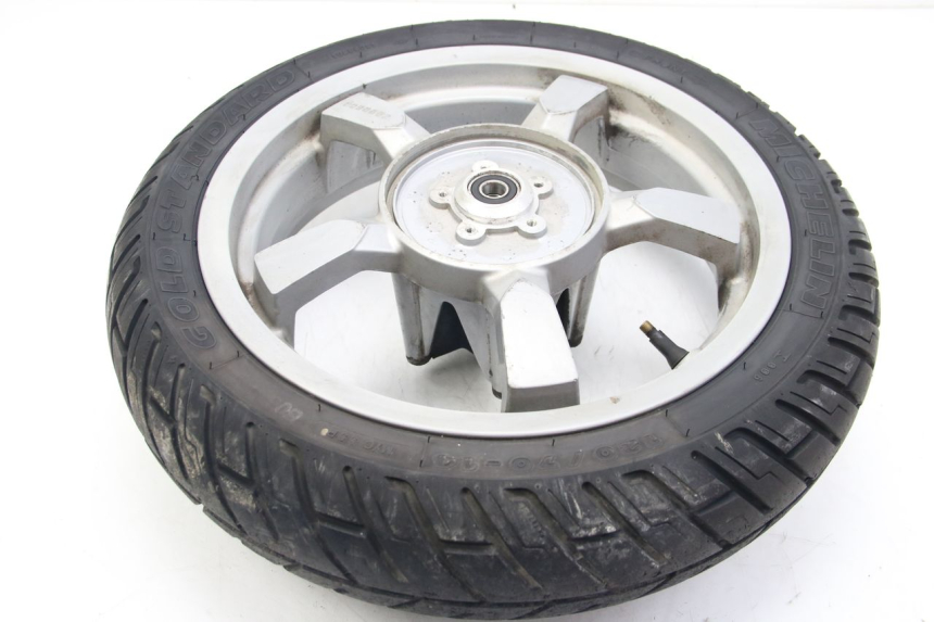 photo de VORDERRADFELGE PEUGEOT SATELIS COMPRESSOR K15 125 (2006 - 2009) - Zoom auf Gebrauchszustand